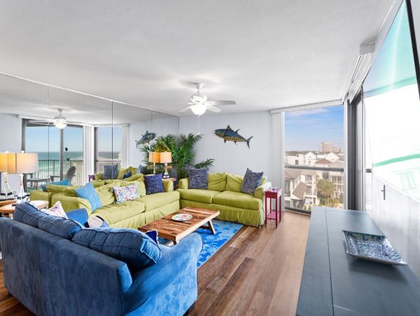 Destin Beachfront Vacation Rental – Three King Bedrooms in Miramar Beach