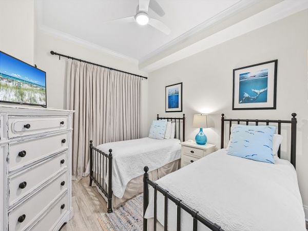 New Updated 4 bedroom on the Gulf
