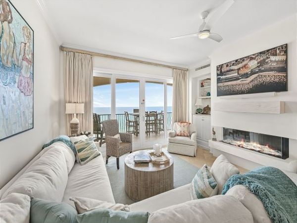 New Updated 4 bedroom on the Gulf