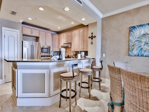 Destin Gulf Front Vacation Rental Luxury 4-Bedroom Beachfront Condo