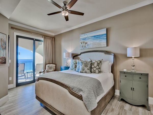 Destin Gulf Front Vacation Rental Luxury 4-Bedroom Beachfront Condo