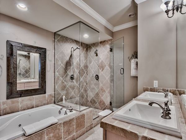 Destin Gulf Front Vacation Rental Luxury 4-Bedroom Beachfront Condo