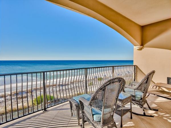 Destin Gulf Front Vacation Rental Luxury 4-Bedroom Beachfront Condo