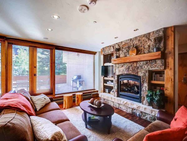 Luxury Lionshead Condo Walk to Lift Many Amenities