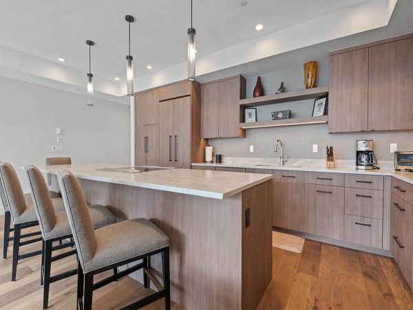 Exceptional Lionshead Luxury condo walk to lift