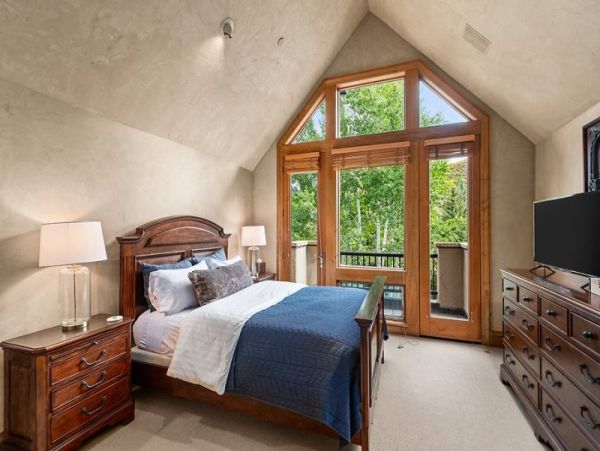 Aspen Ski-in Ski-Out 4 Bedroom