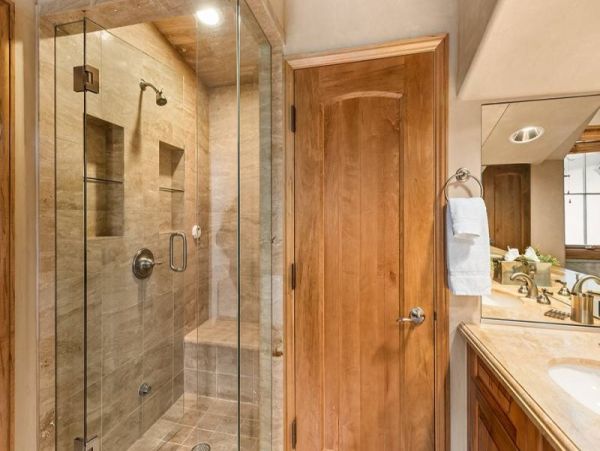 Aspen Ski-in Ski-Out 4 Bedroom