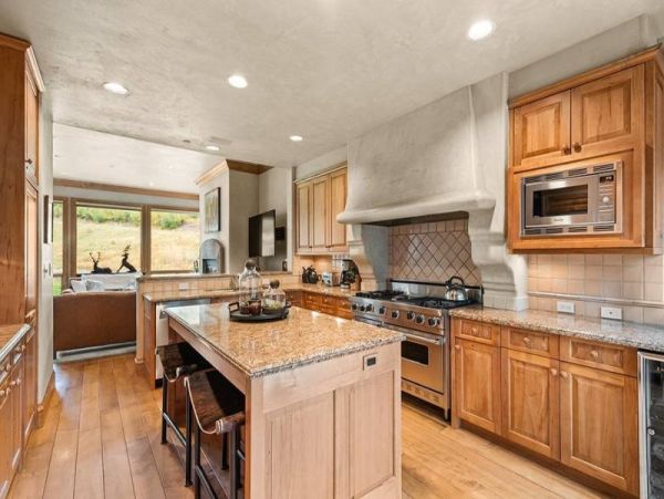 Aspen Ski-in Ski-Out 4 Bedroom
