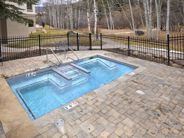 Charming 2 Bedroom Condo in Beaver Creek Ski in - Ski out