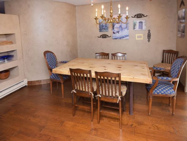 Avon Condo 971093