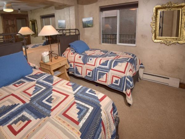 Avon Condo 971093