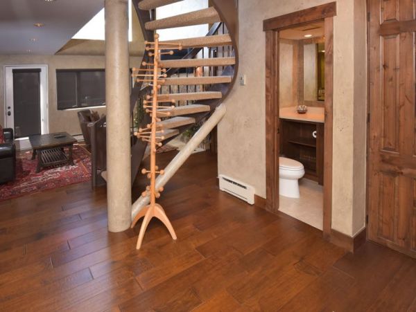 Avon Condo 971093