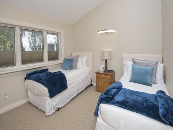 Walk to Lifts Vail Vacation Condo Three Bedrooms