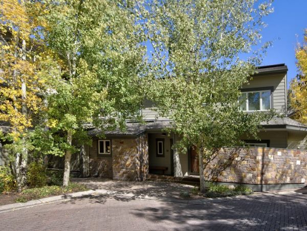 Walk to Lifts Vail Vacation Condo Three Bedrooms