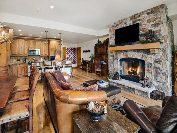 Vail Lionshead Home 971103