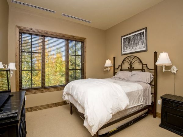 Vail Lionshead Home 971103