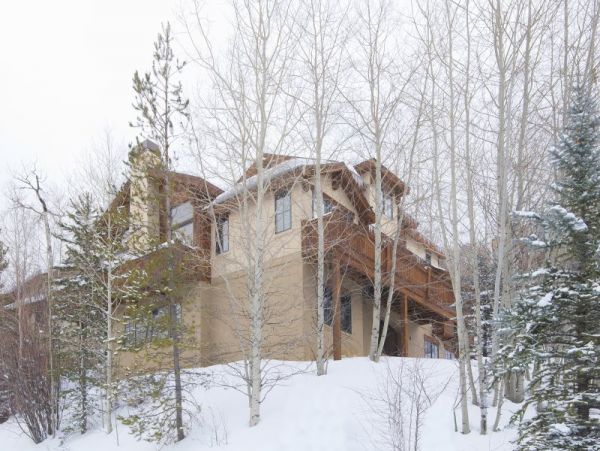 Vail Lionshead Home 971105