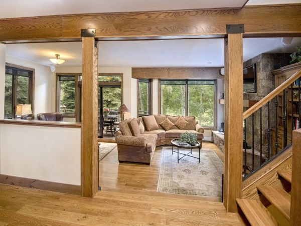 Vail Lionshead Home 971107