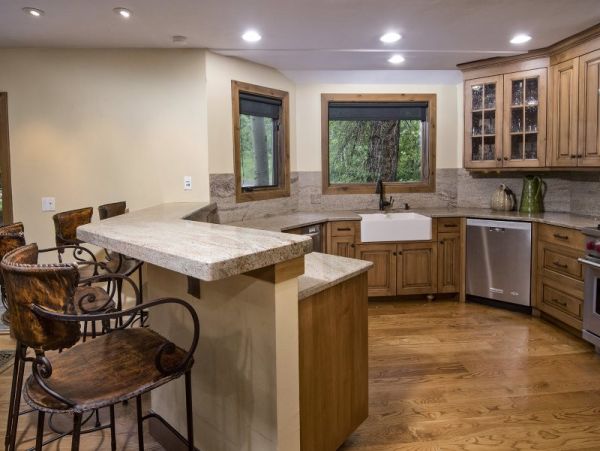 Vail Lionshead Home 971107