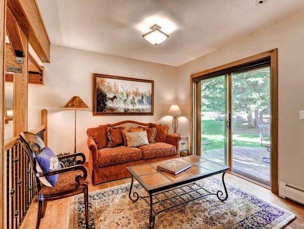 Vail Lionshead Home 971107