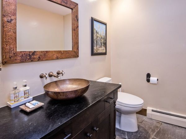 Vail Lionshead Home 971107