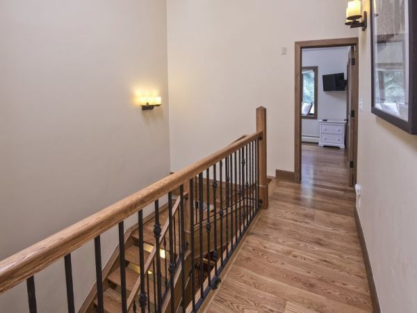 Vail Lionshead Home 971107