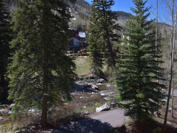 Vail Townhouse Right Near Chairlift 20