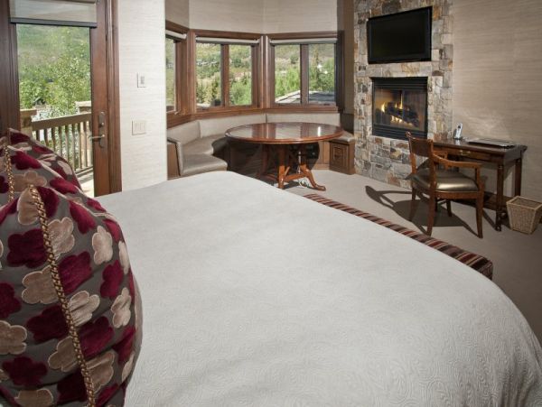 Vail Lionshead Home 971113
