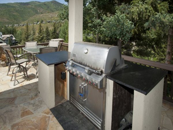 Vail Lionshead Home 971113