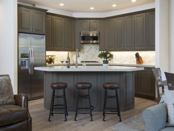 Vail Lionshead Home 971114