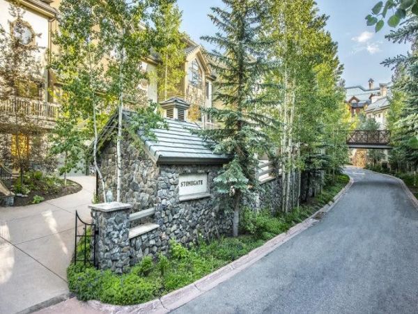 Vail Lionshead Home 971114