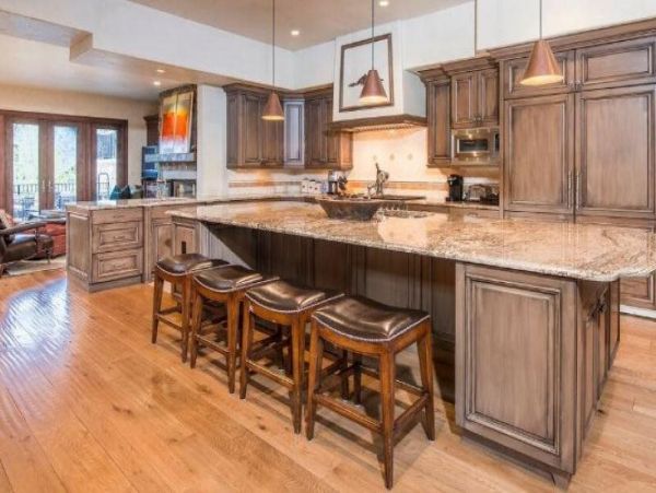 Ski in Ski Out 5 Bedroom Platinum Home