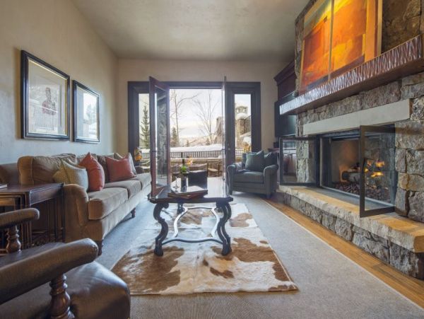Ski in Ski Out 5 Bedroom Platinum Home
