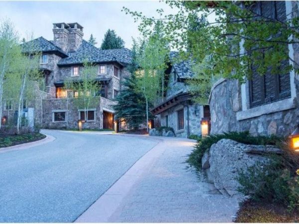 Ski in Ski Out 5 Bedroom Platinum Home