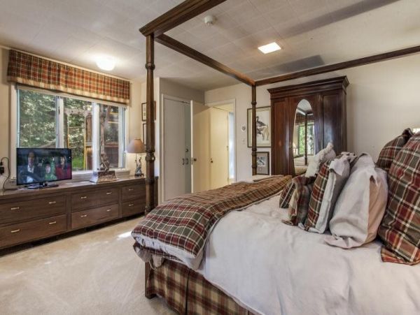 Charming 5 Bedroom Home in Vail with Private Pool & Spa