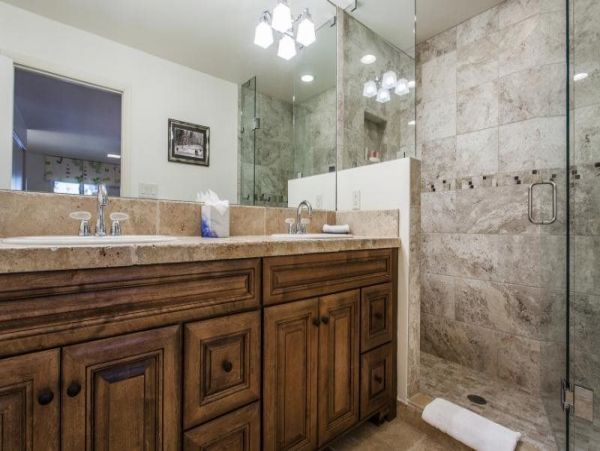Charming 5 Bedroom Home in Vail with Private Pool & Spa