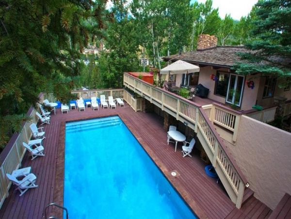 Charming 5 Bedroom Home in Vail with Private Pool & Spa
