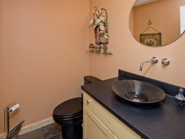 Vail Lionshead Home 971118