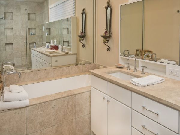 Vail Lionshead Home 971118