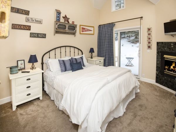 Vail Lionshead Home 971118