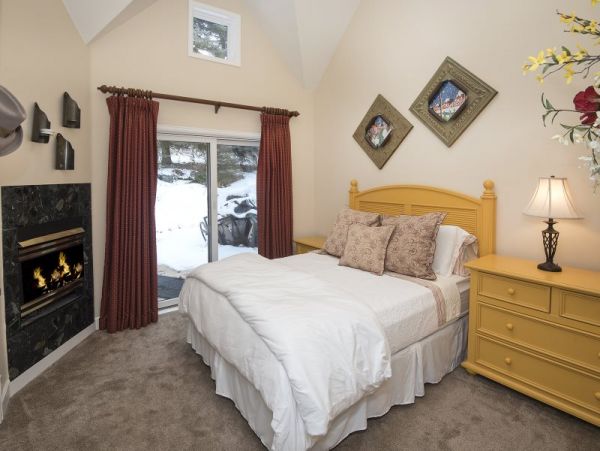 Vail Lionshead Home 971118