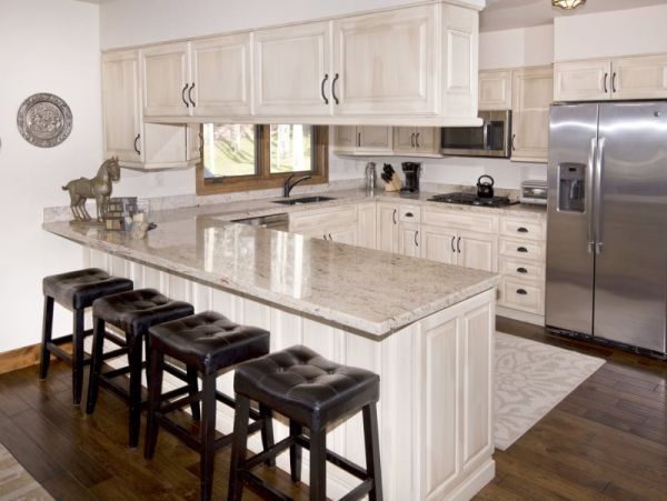 Vail Lionshead Home 971119