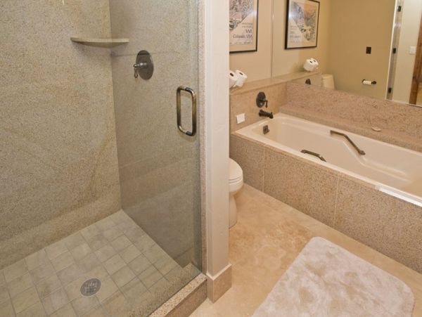 Vail Lionshead Home 971119