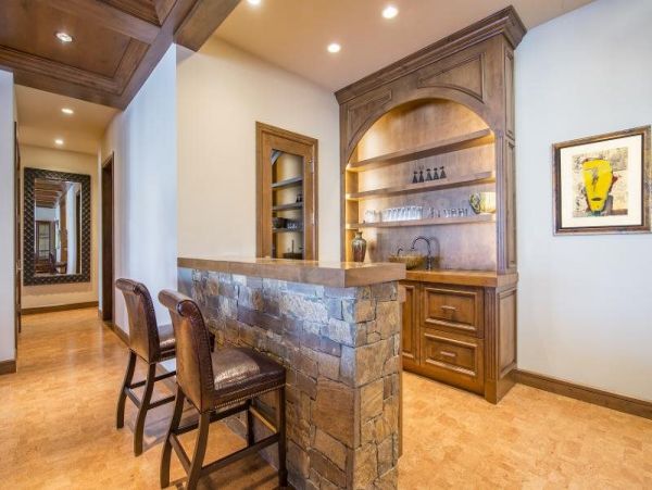 Vail Lionshead Home 971120