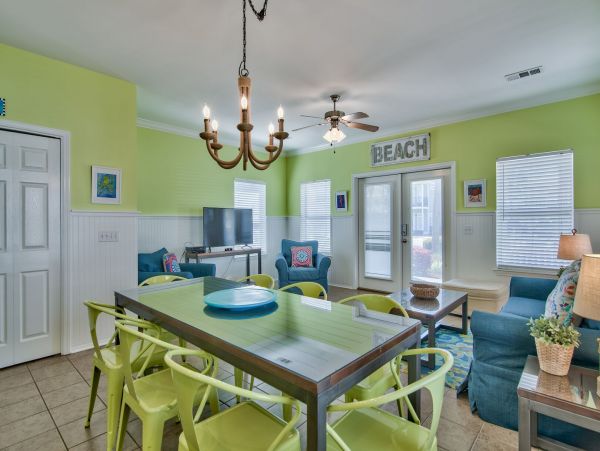 Destin Vacation Home Four Bedroom Walk to Beach