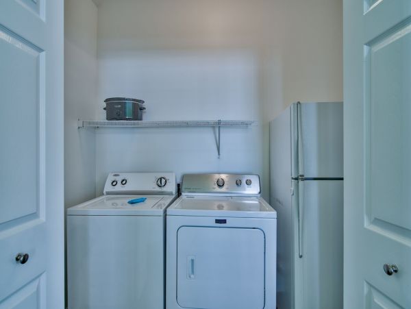 Destin Vacation Home Four Bedroom Walk to Beach