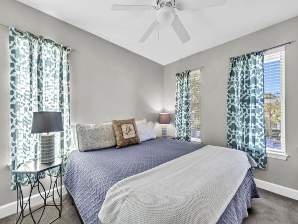 Destin Vacation Rental - Luxury Beach House with Pool