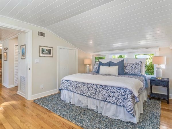 Gulf Front Captiva Vacation Home Three Bedroom