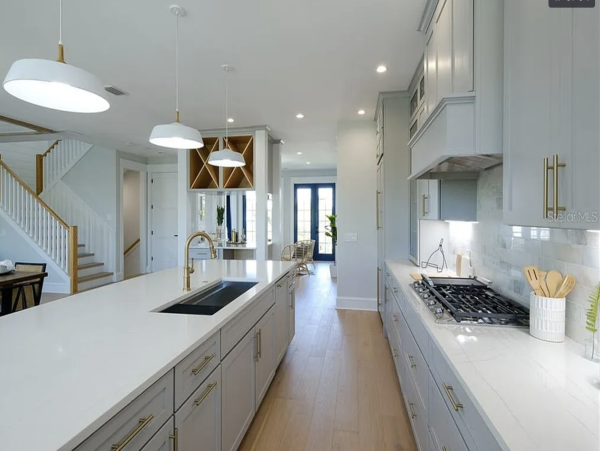 Luxury Four Bedroom Canal Front Vacation Home on Anna Maria Island NEW ARRIVAL