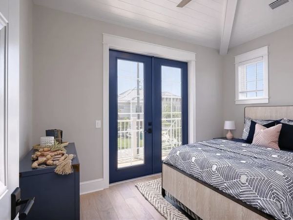 Luxury Four Bedroom Canal Front Vacation Home on Anna Maria Island NEW ARRIVAL